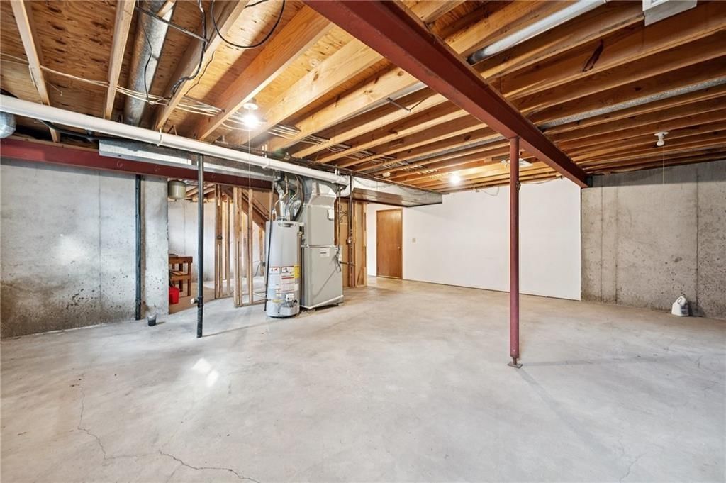 Photo 18 of 23 - 6401 N Park Avenue, Kansas City, MO 64118