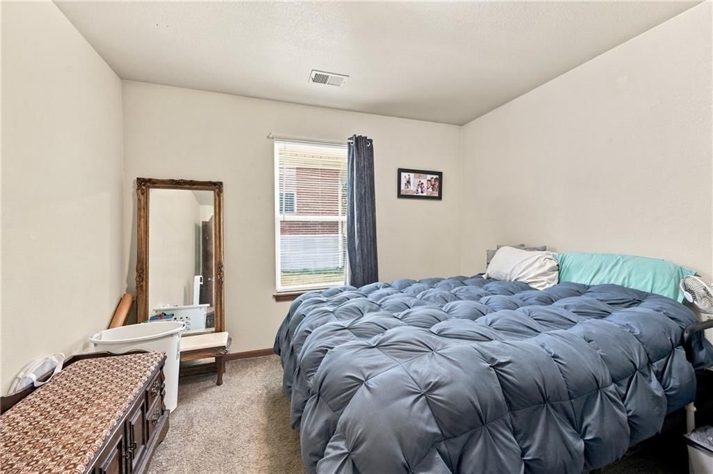 204 & 206 NW Woodbury Drive — photo 14