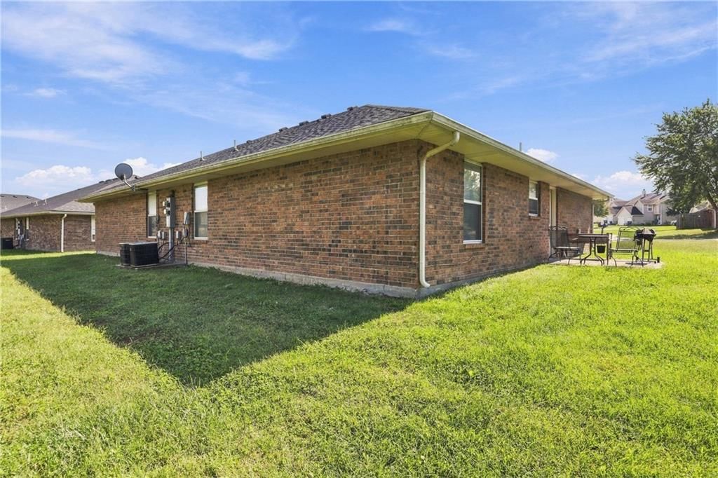 204 & 206 NW Woodbury Drive — photo 18