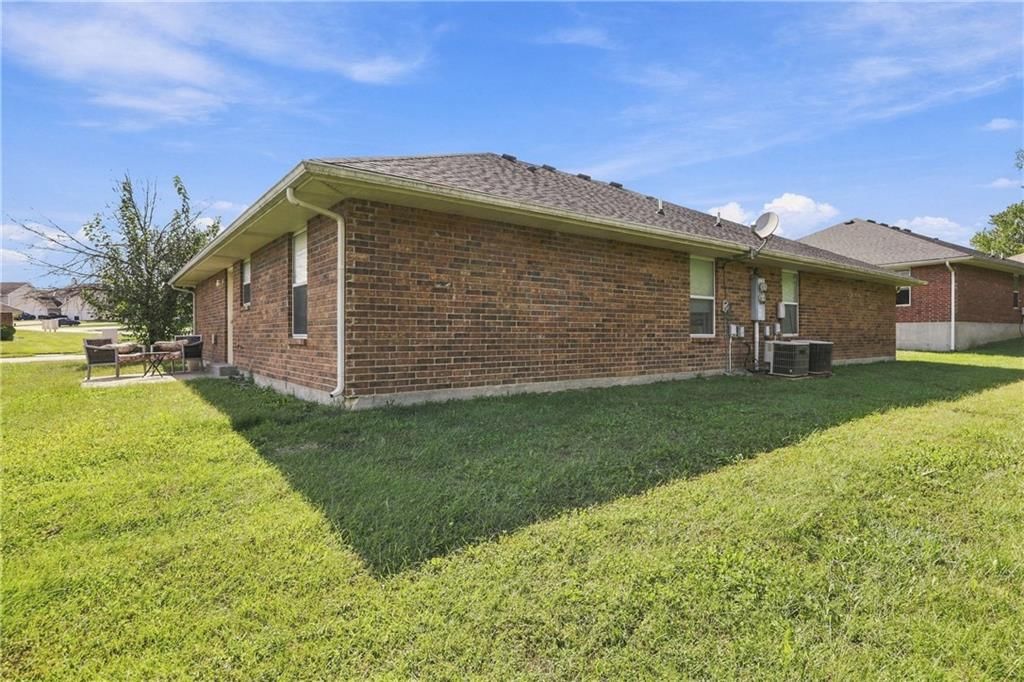 204 & 206 NW Woodbury Drive — photo 19