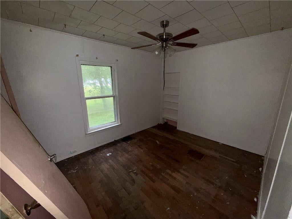 108 NW Heady Avenue — photo 8