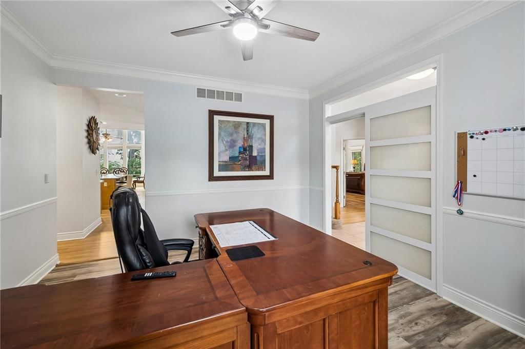 2400 SW Winteroak Court — photo 19