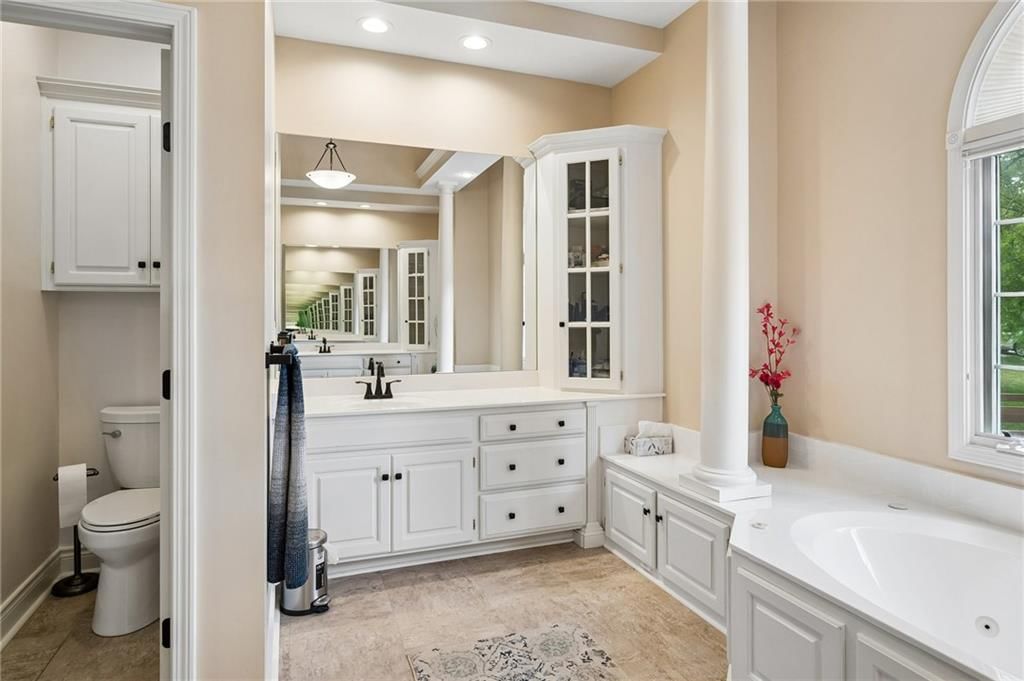 2400 SW Winteroak Court — photo 25