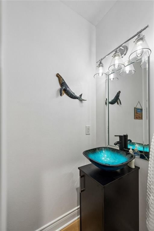 2400 SW Winteroak Court — photo 28