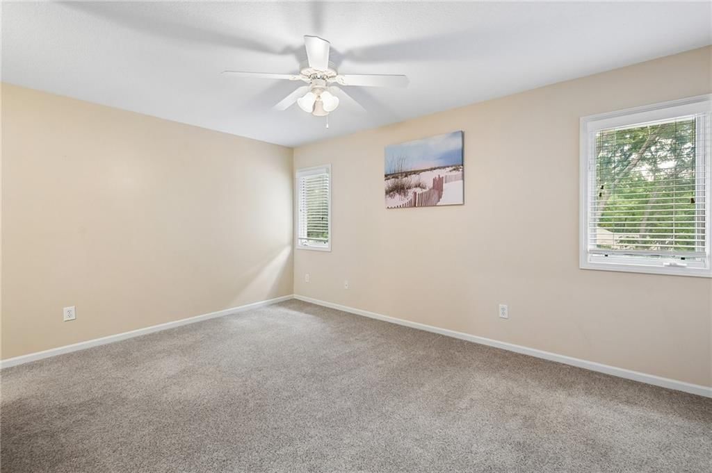 2400 SW Winteroak Court — photo 31