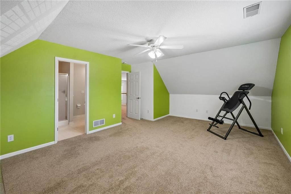 2400 SW Winteroak Court — photo 39