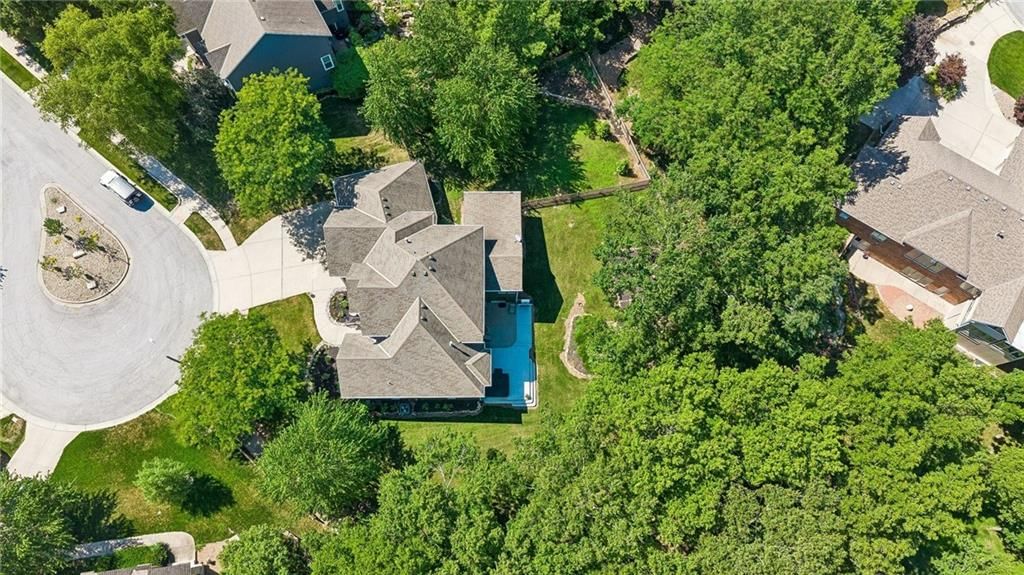 2400 SW Winteroak Court — photo 50