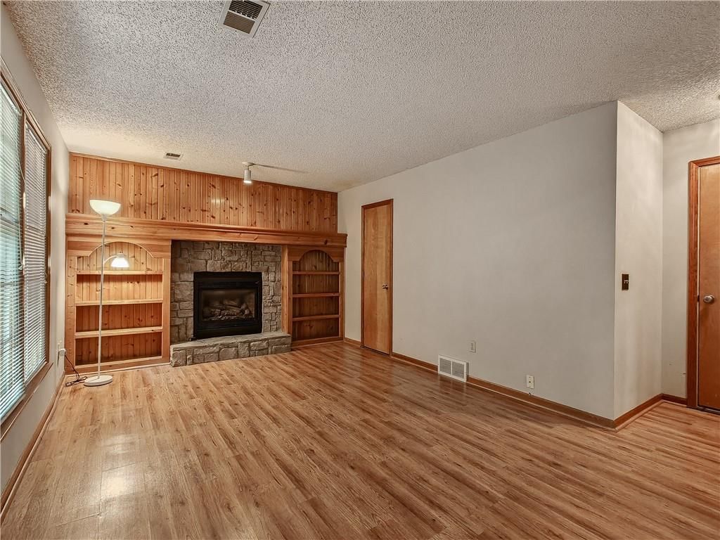 1225 E 125th Street — photo 19