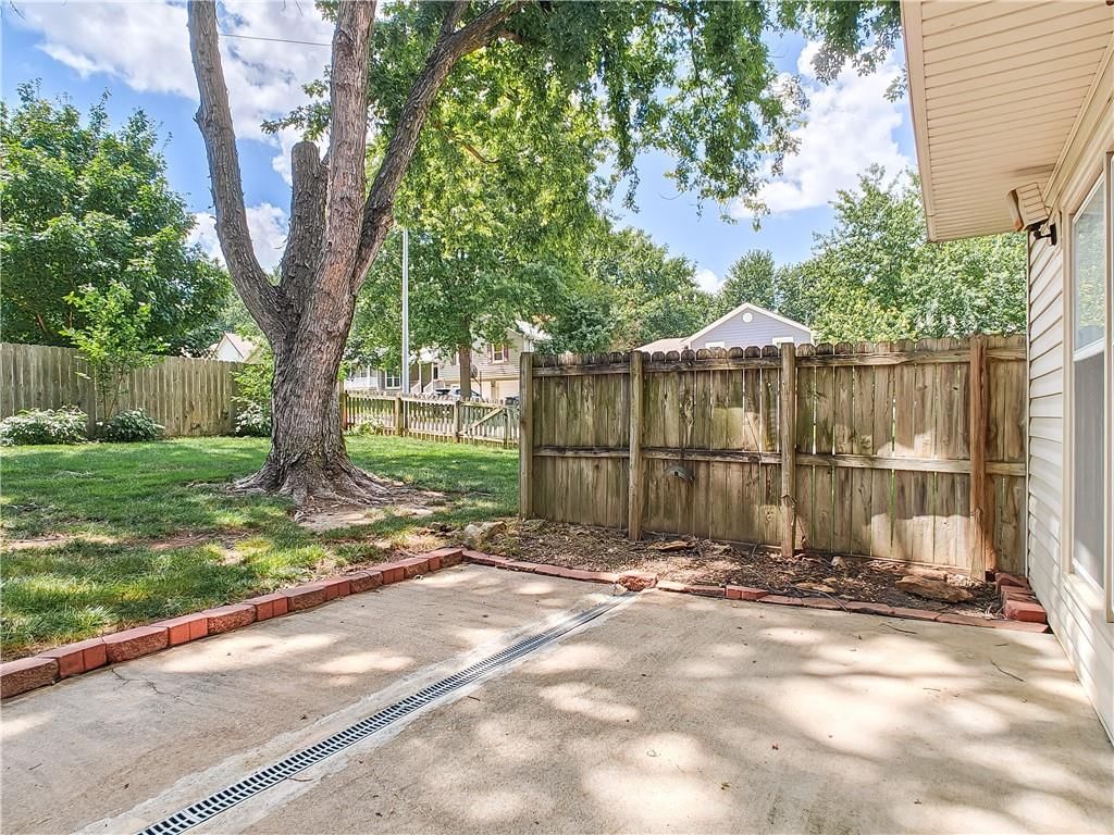 1225 E 125th Street — photo 34