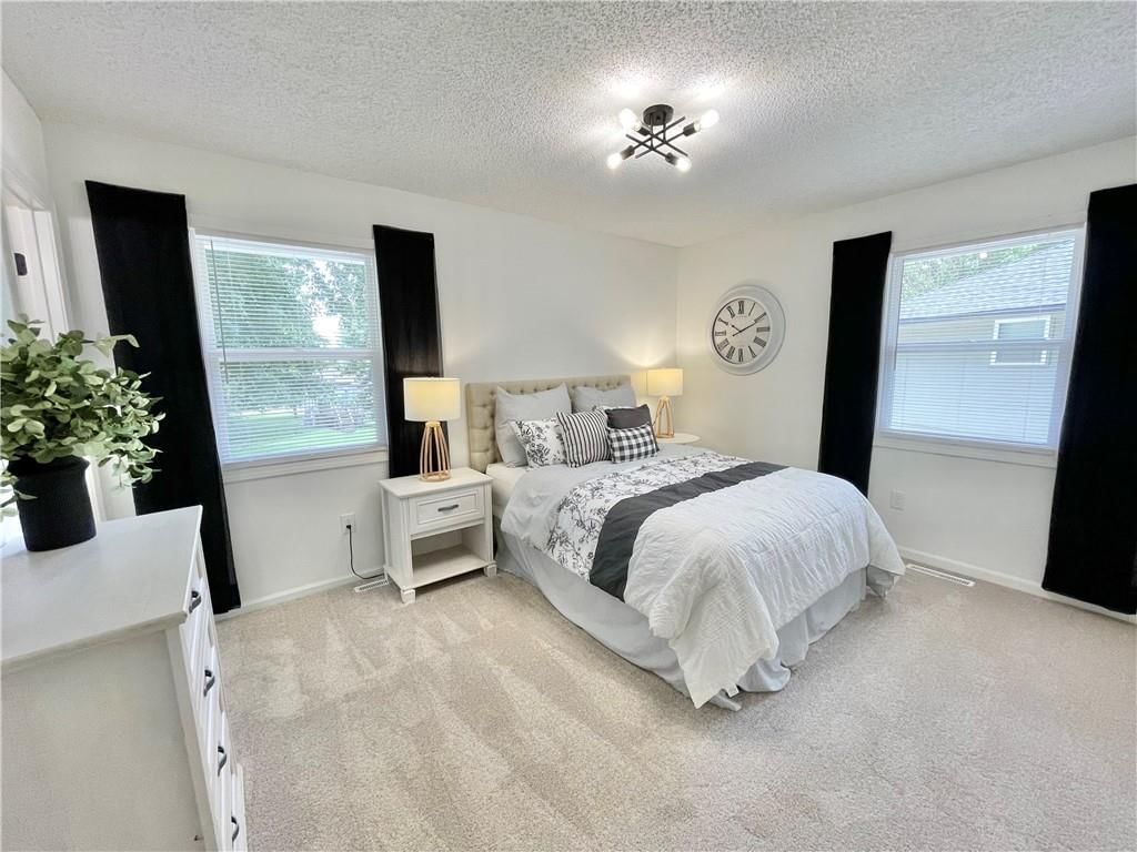 709 SW 31st Court — photo 8