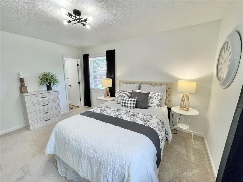 709 SW 31st Court — photo 9