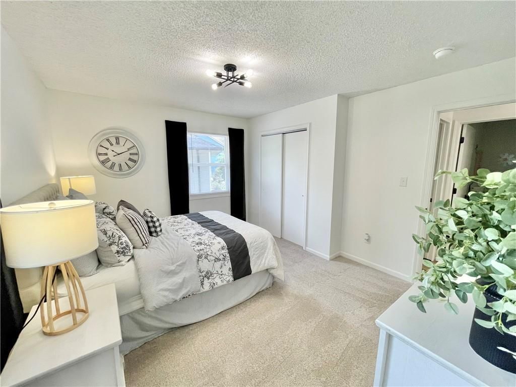 709 SW 31st Court — photo 10