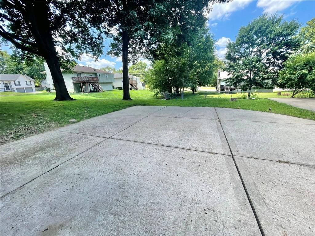 709 SW 31st Court — photo 24