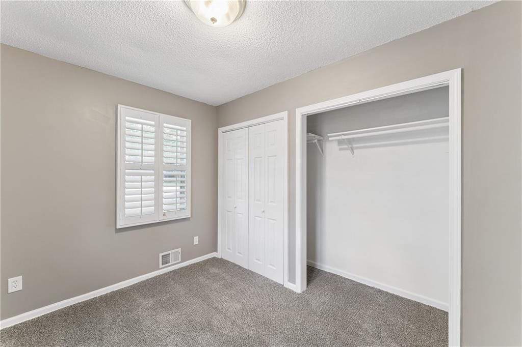 3922 S Harbaugh Drive — photo 24