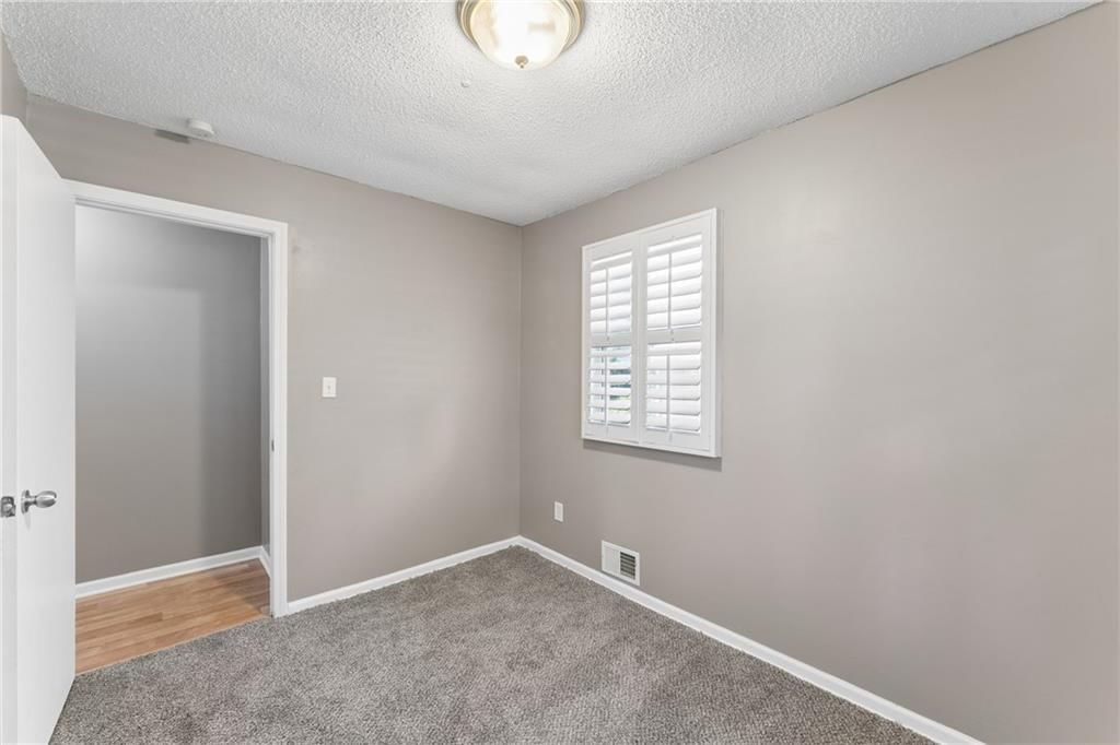 3922 S Harbaugh Drive — photo 25