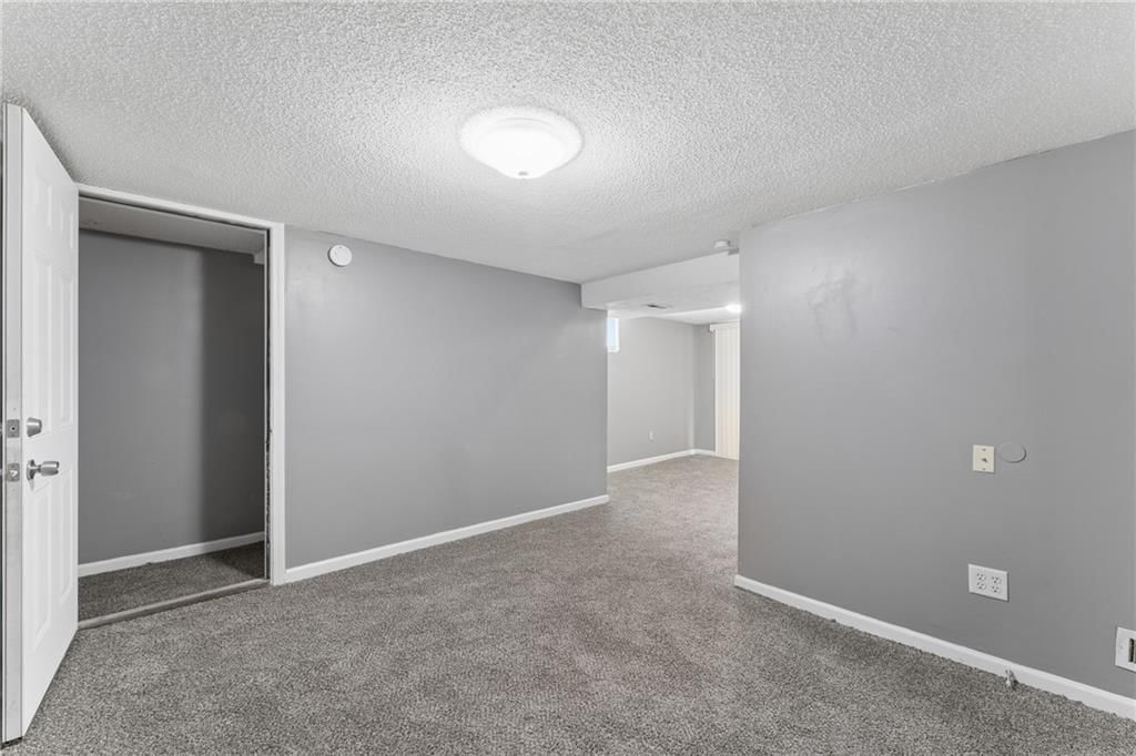 3922 S Harbaugh Drive — photo 29
