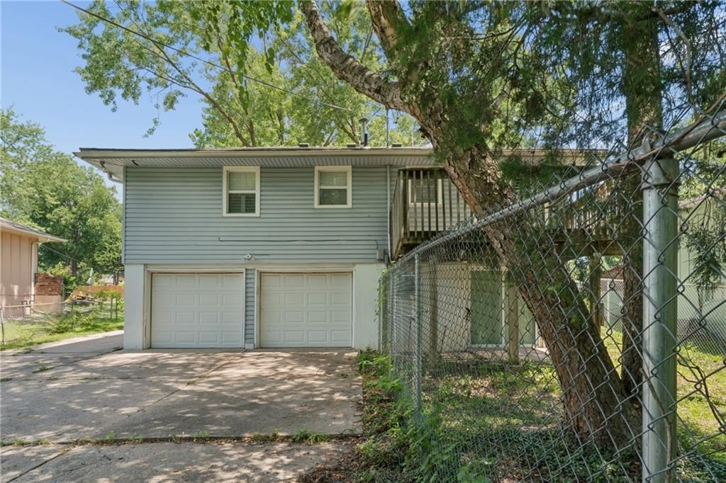 3922 S Harbaugh Drive — photo 36