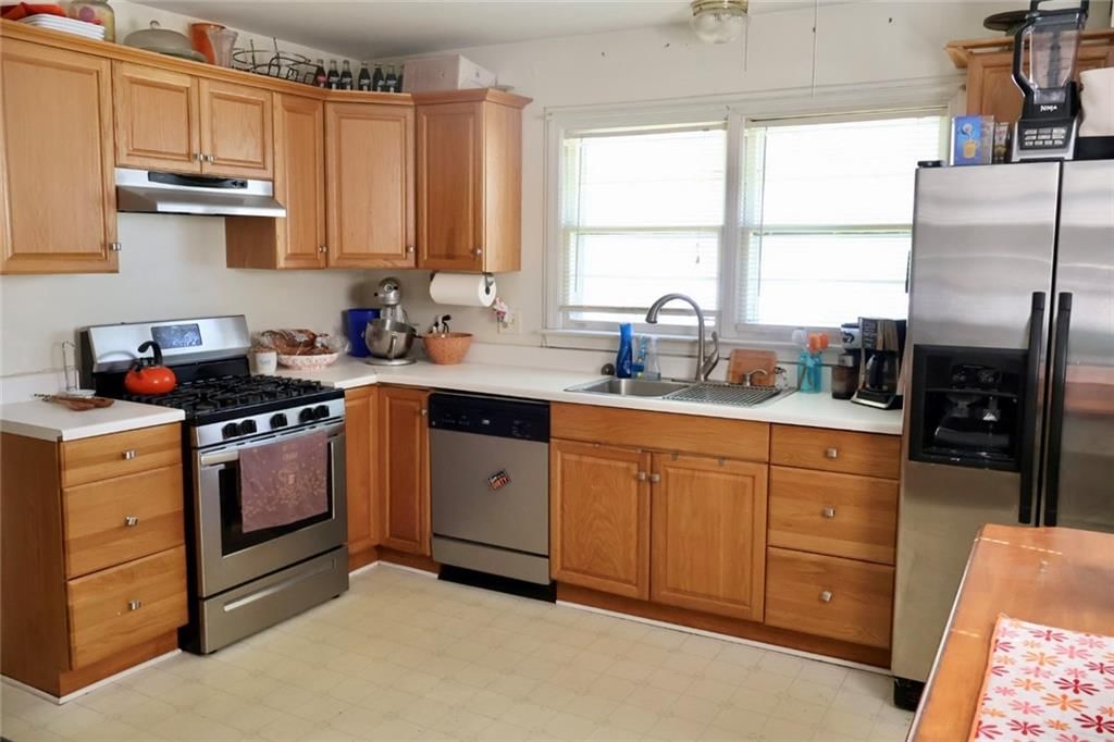 218 W Market Street — photo 12