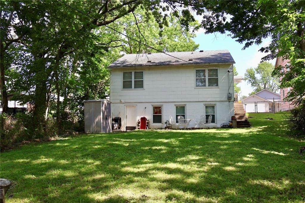 218 W Market Street — photo 19