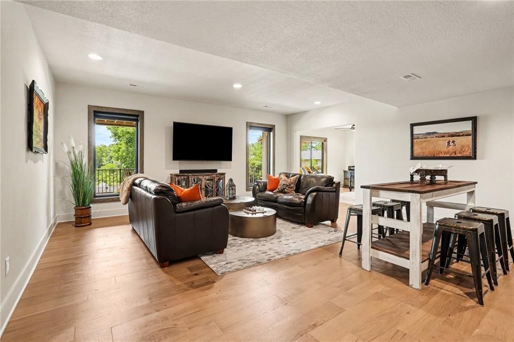 10200 River Hills Drive — photo 24