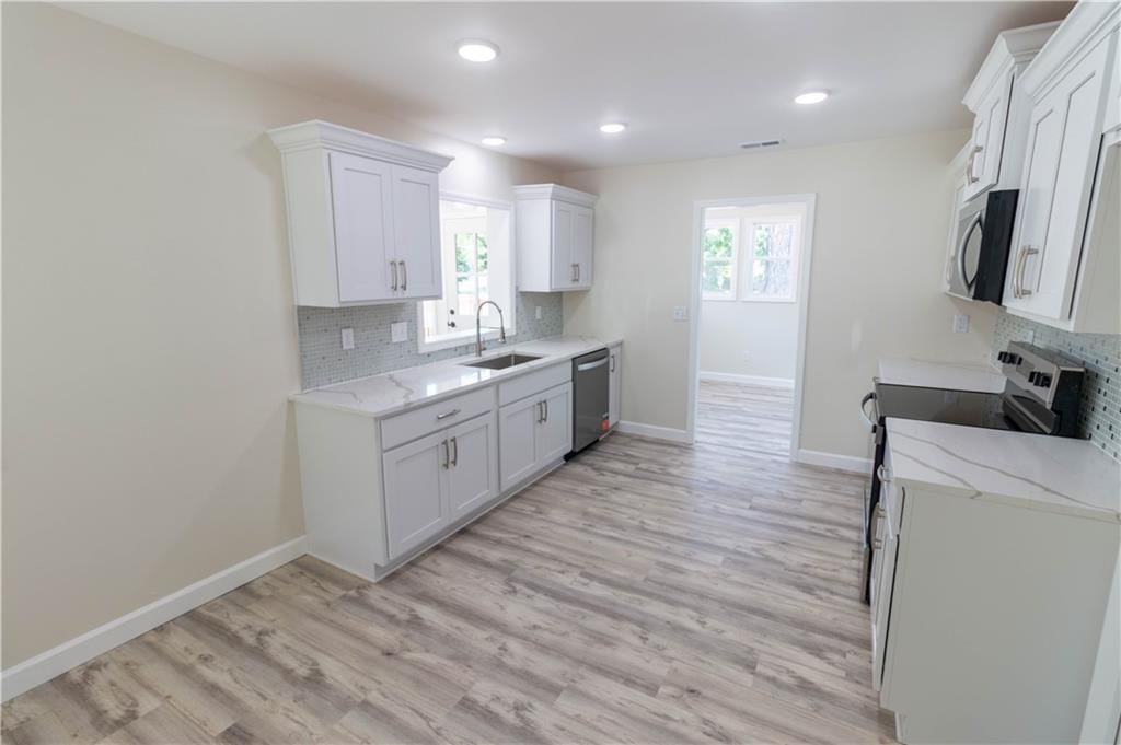2407 Penn Street — photo 11