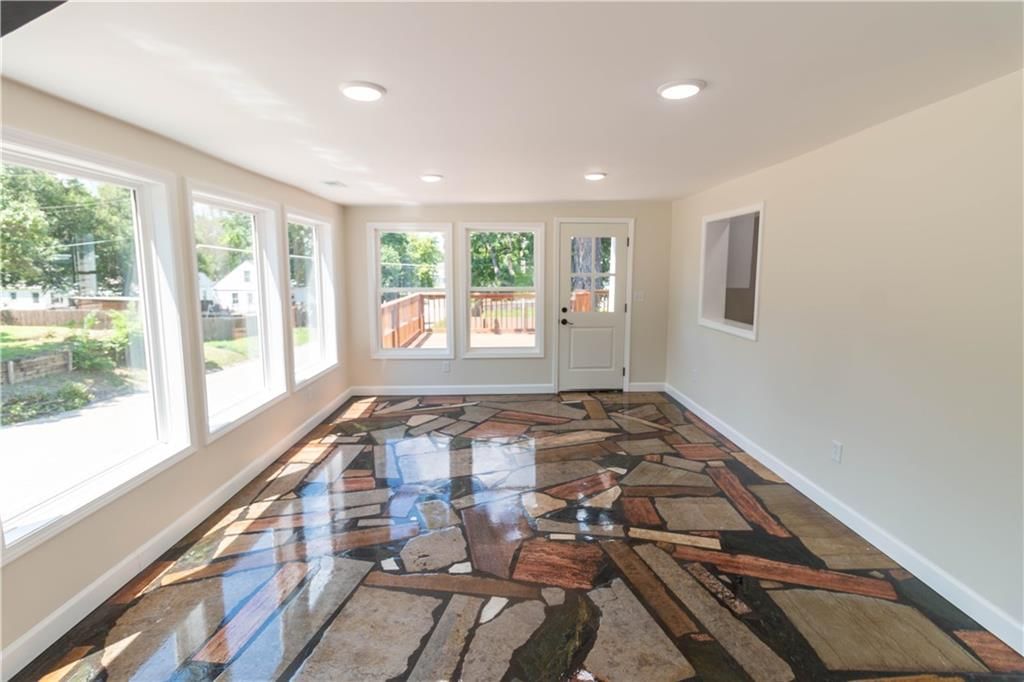 2407 Penn Street — photo 17