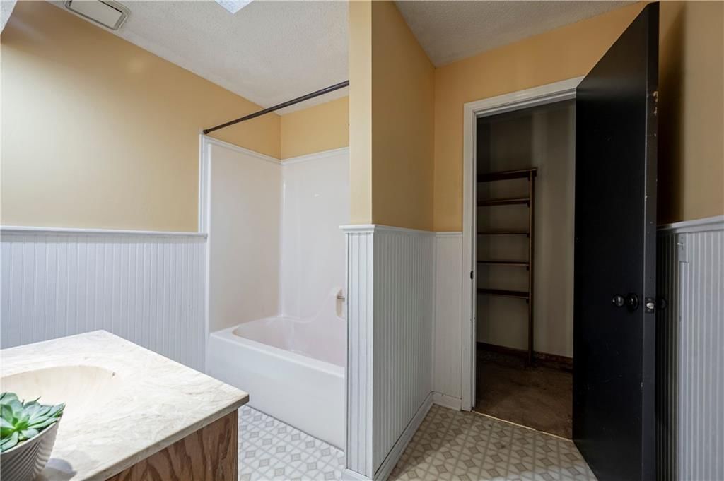 Photo 17 of 19 - 301 NW 79TH Terrace, Kansas City, MO 64118