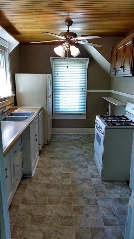 203 E Pine Street — photo 5