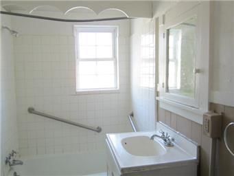 203 E Pine Street — photo 7