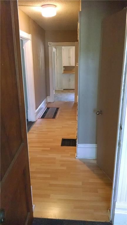203 E Pine Street — photo 9