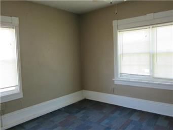 203 E Pine Street — photo 12