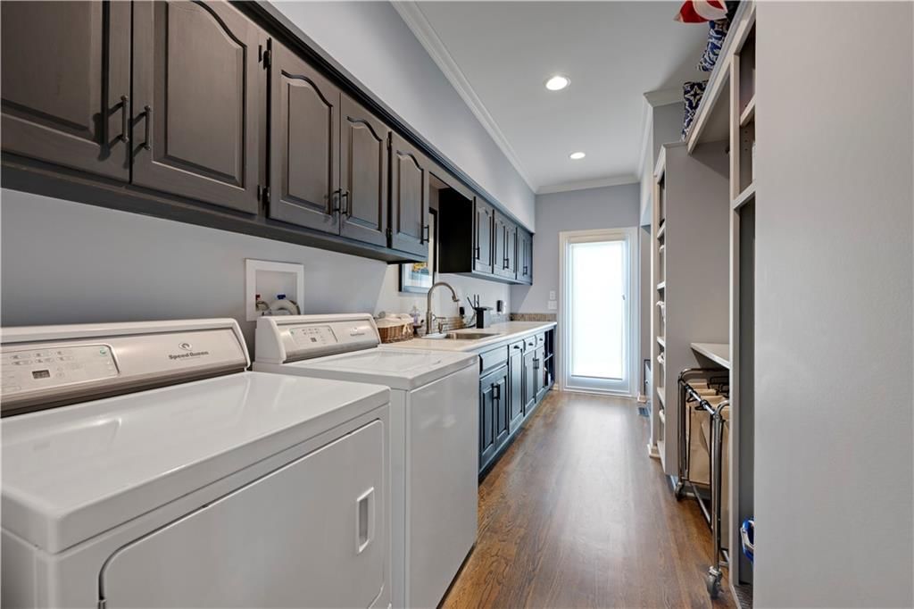 2844 W 118th Terrace — photo 31
