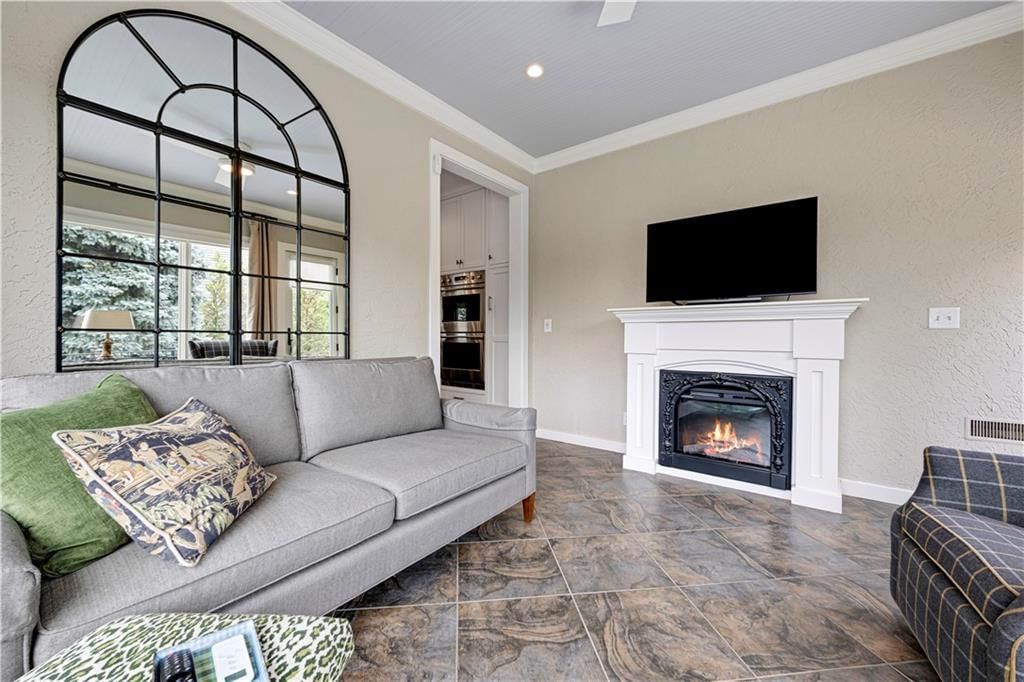 2844 W 118th Terrace — photo 34