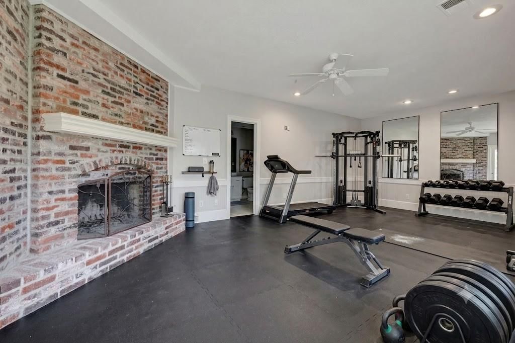 2844 W 118th Terrace — photo 58