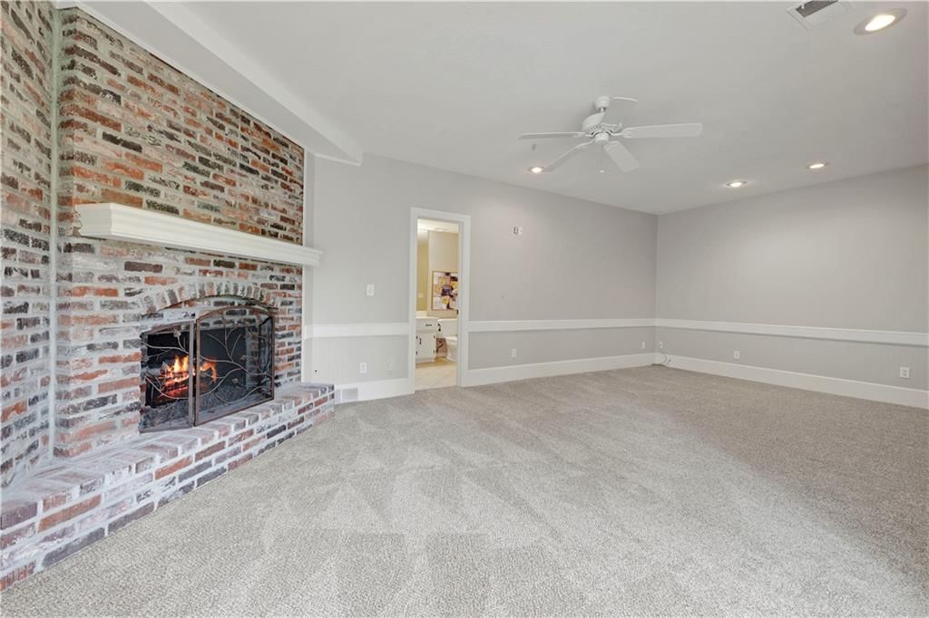 2844 W 118th Terrace — photo 59
