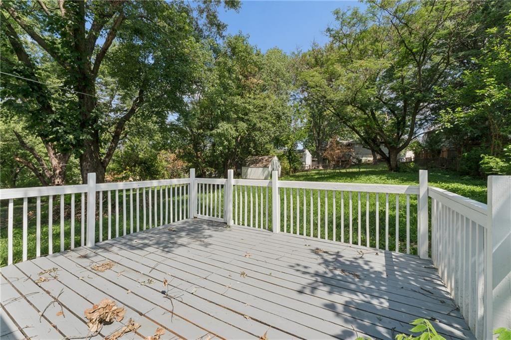 1216 NW 66th Terrace — photo 34
