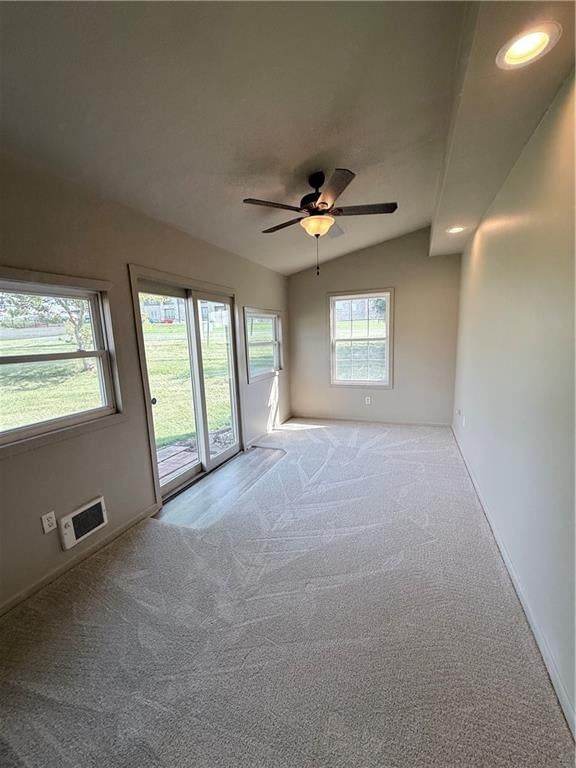 11409 Lafayette Avenue — photo 10