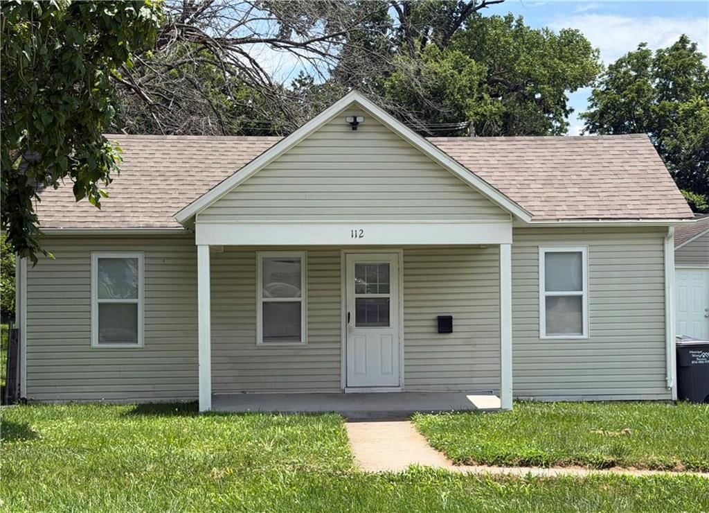 112 S Taylor Street — photo 1