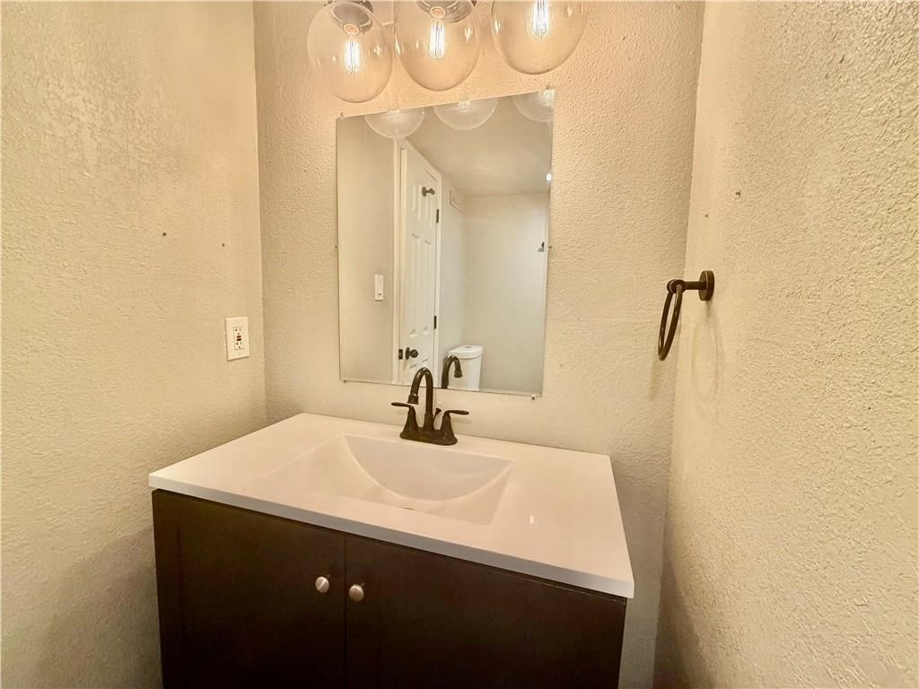 112 S Taylor Street — photo 15