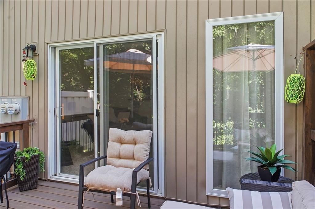 517 SW Shadow Glen Drive — photo 22