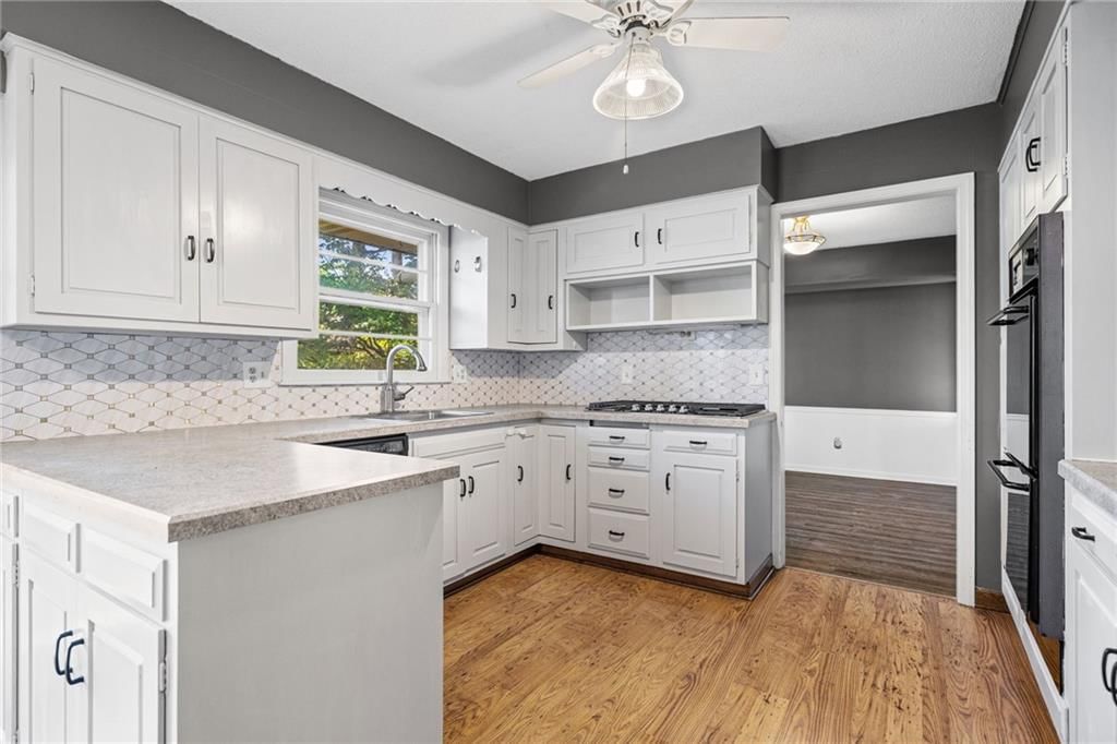 211 W 110TH Street — photo 17