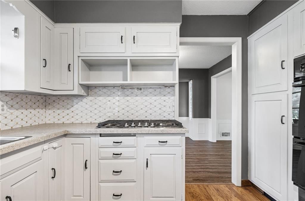 211 W 110TH Street — photo 18