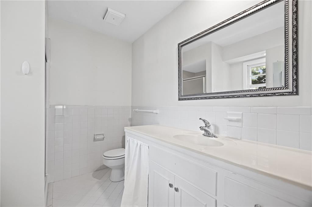 211 W 110TH Street — photo 33