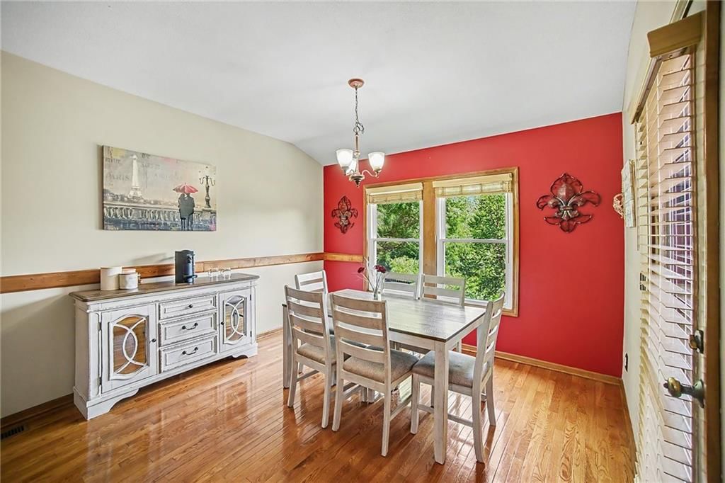 9223 N Jarboe Street — photo 7
