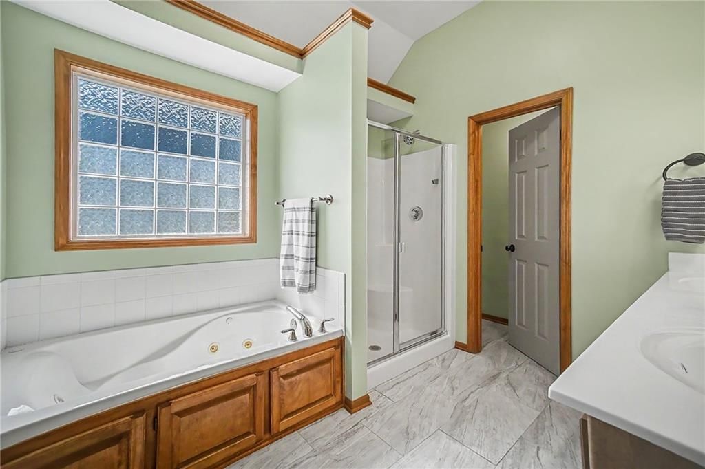 9223 N Jarboe Street — photo 15
