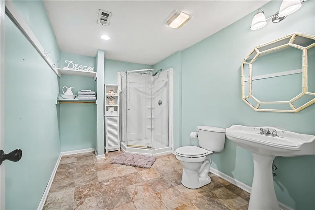 9223 N Jarboe Street — photo 20