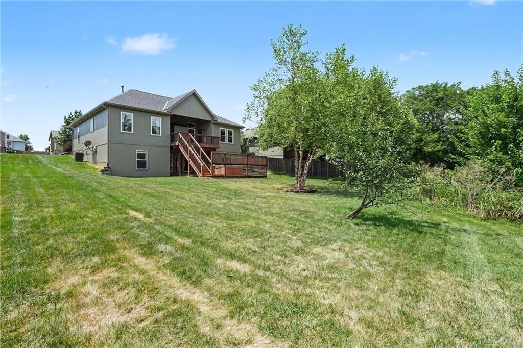 9223 N Jarboe Street — photo 36
