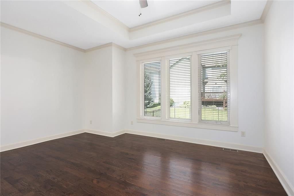 11260 S Whitehall Street — photo 19