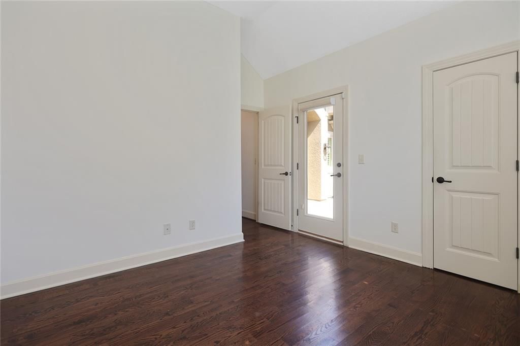 11260 S Whitehall Street — photo 23