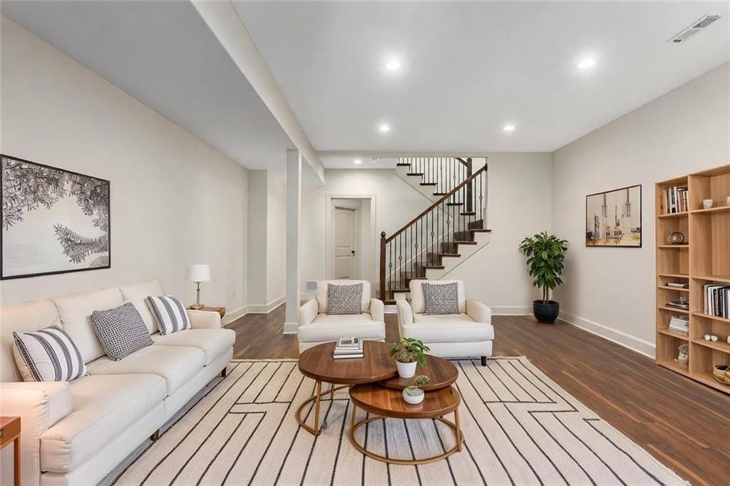 11260 S Whitehall Street — photo 29